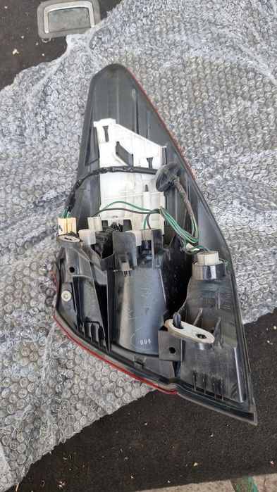 Фонарь задний на Subaru Outback BR