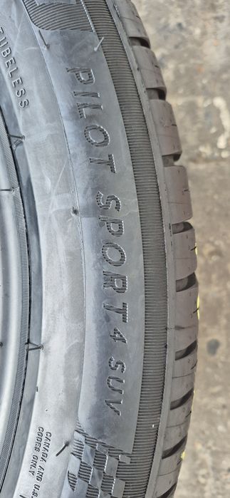 4 anvelope vara ca noi Michelin,fata 285/40/21,spate 315/35/21.Pret/bucata
