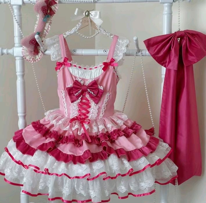 Продам платье Лолита пинки пай