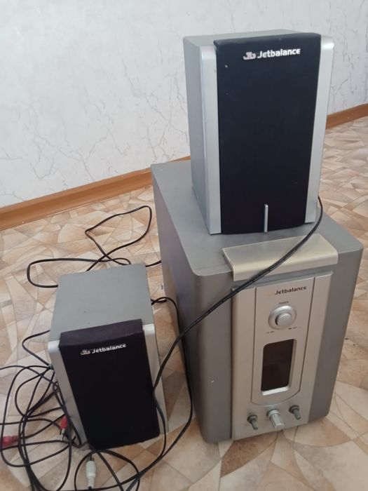 Продам муз. центр, колонки
