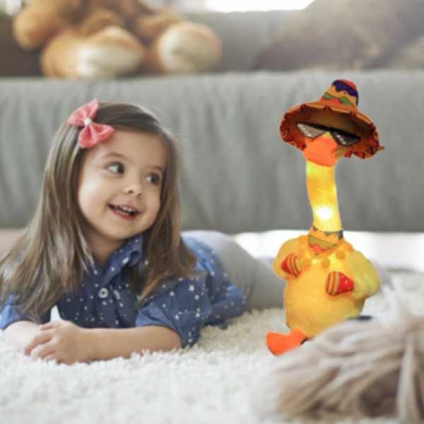 Забавна играчка пеещо и танцуващо пате Сантяго с вградена батерия