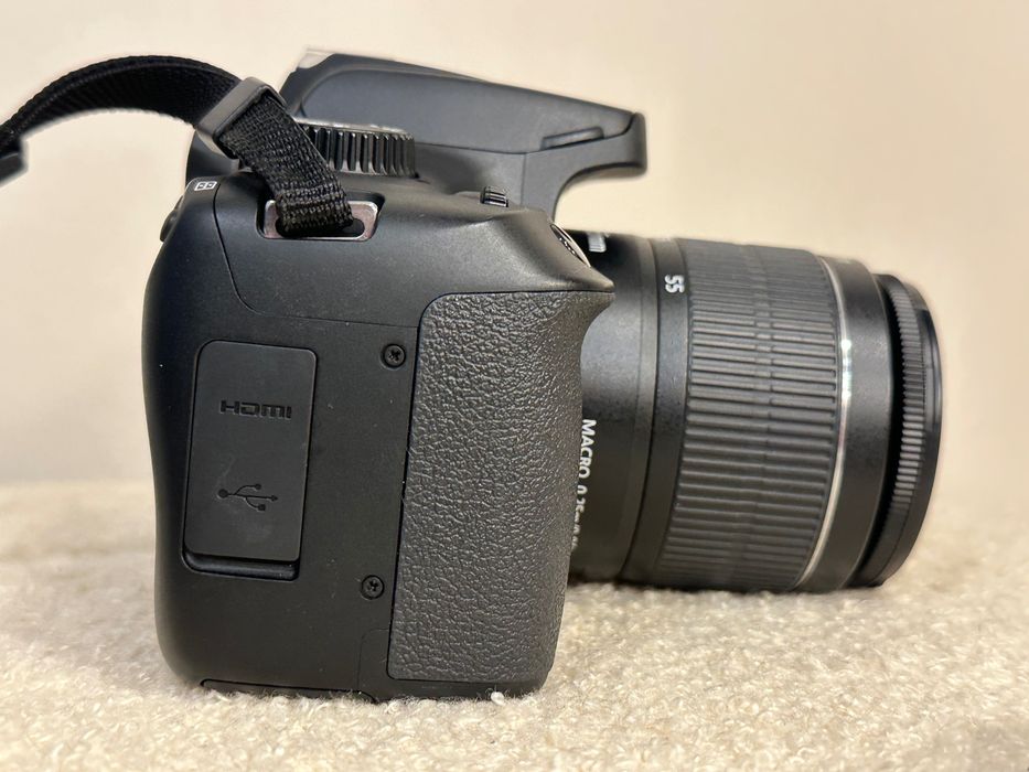 Фотоапарат CANON EOS4000D