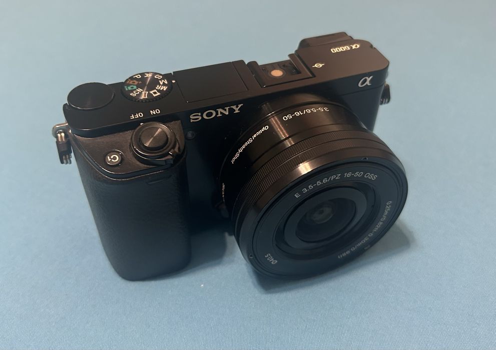 Sony a6000 с китовым объективом