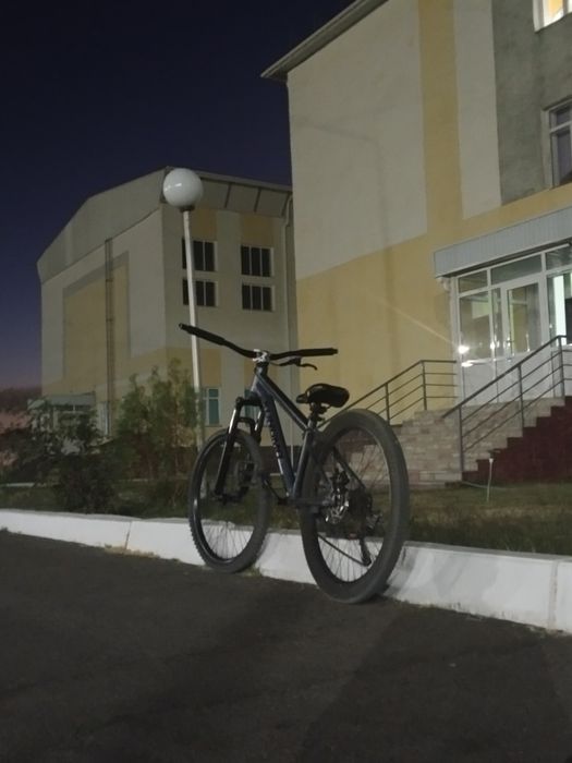 Продаю велик срочно