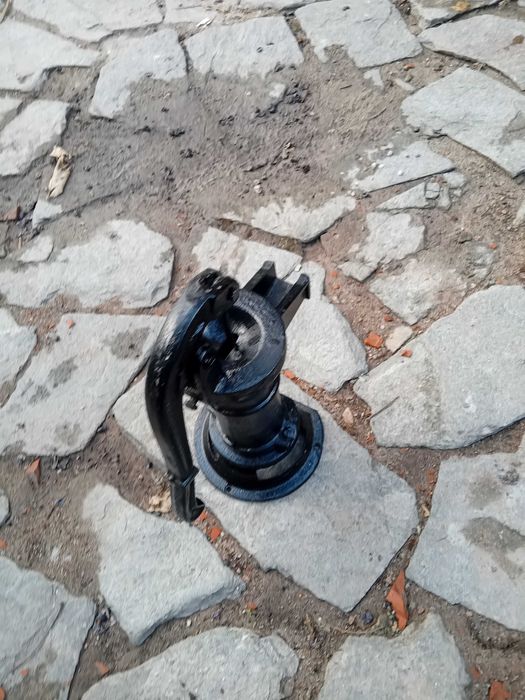 ръчна помпа за вода чисто нова