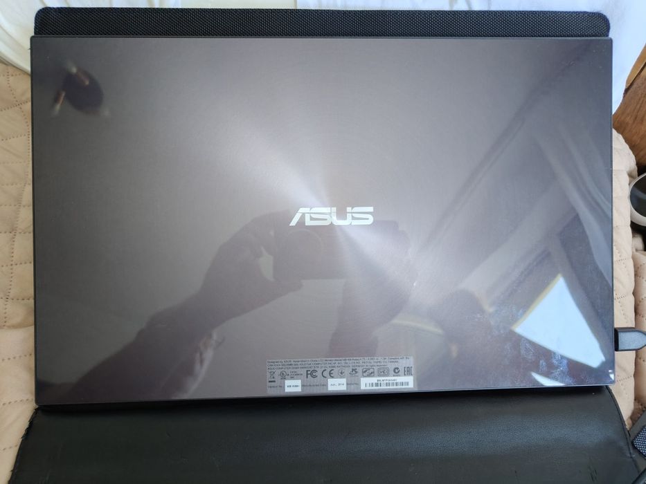 Monitor extern ASUS MB168B+
