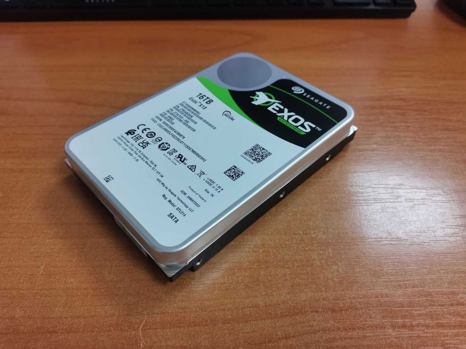 HDD Жесткий диск SEAGATE exos 16TB X18