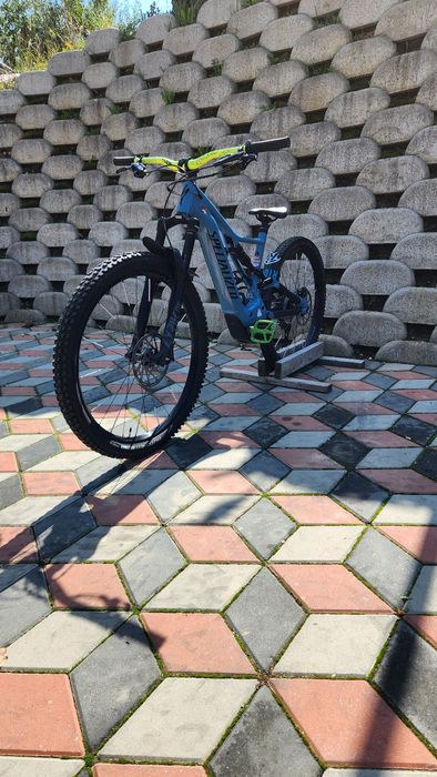 Bicicleta electrica Specialized turbo levo comp