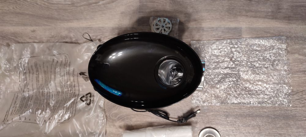 Электромясорубка новая