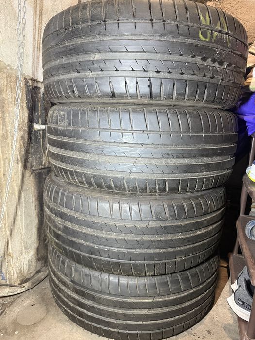 Michelin Pilot Sport 4 235/45 ZR1  8 T0