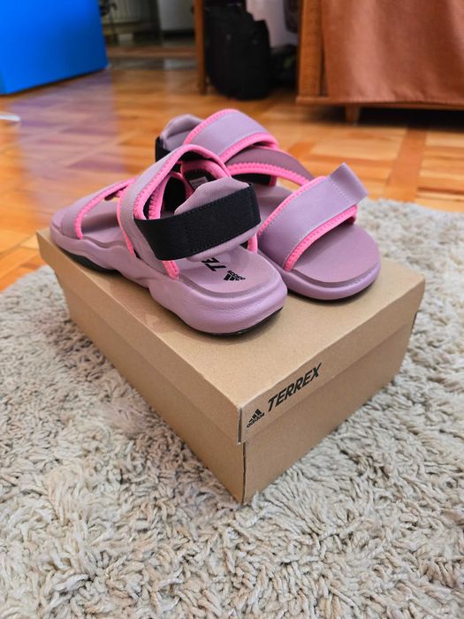 Sandale Adidas Terrex Sumra W - Noi, Mărimea 37  - Talpă Continental.