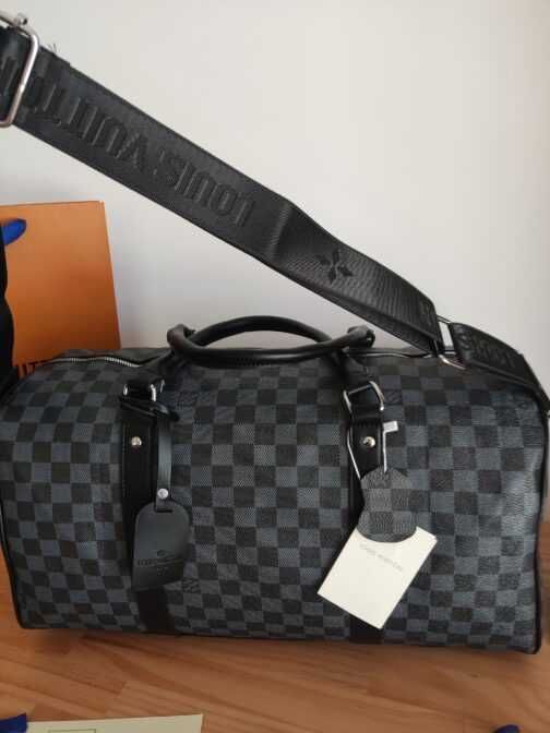 In stoc voiaj, geanta sport piele Louis Vuitton 1109.13