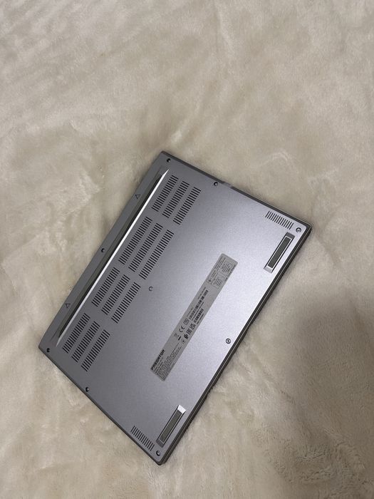 Laptop gaming Asus predator triton 300SE