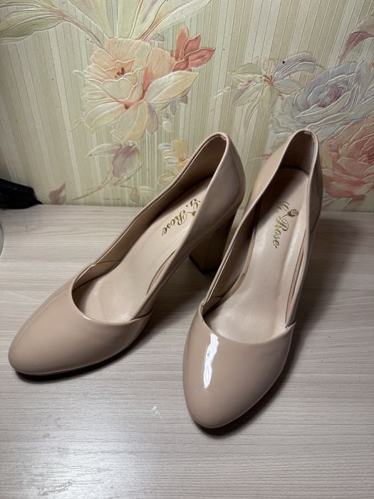 Продаю туфли в отличном состоянии