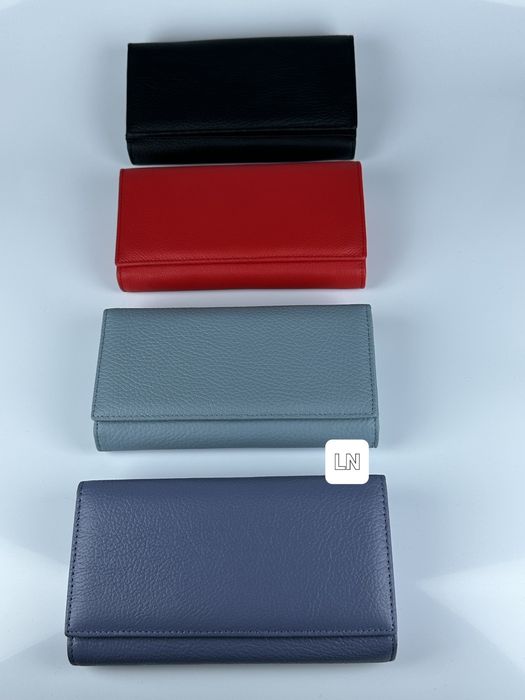 Дамско портмоне от 100% естествена кожа