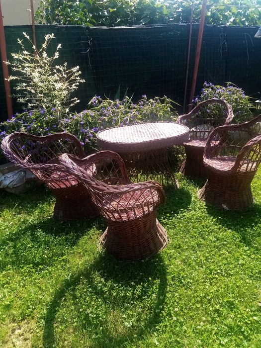 Mobilier gradina răchită