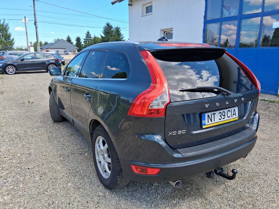 Volvo XC60 2.4D 4x4 5 cilindri