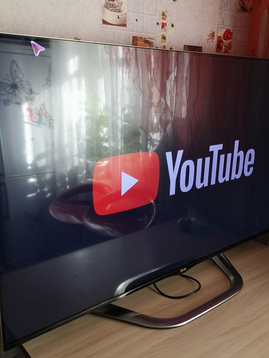 Большой Смарт тв  д 150см