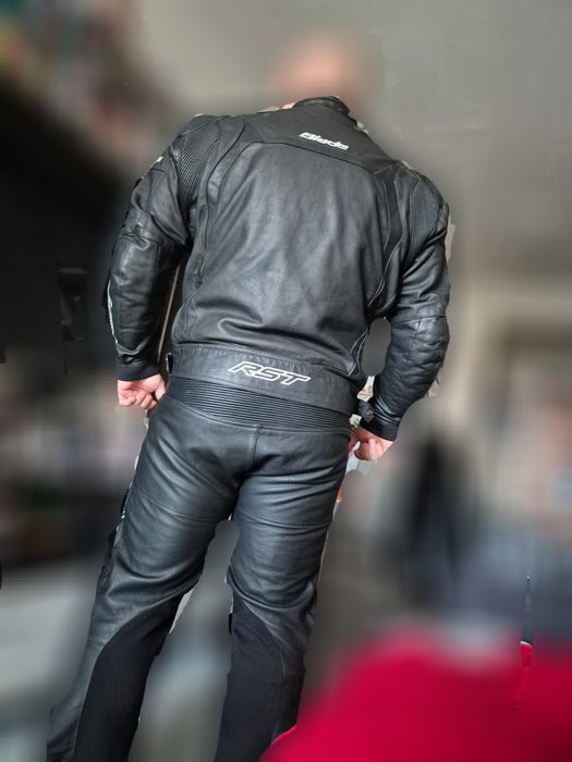 Echipament moto piele  RST din 2 buc, marime mare 62