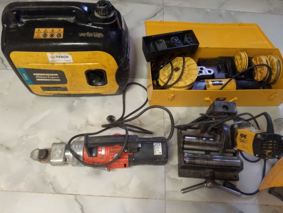 inchiriez  diferite scule