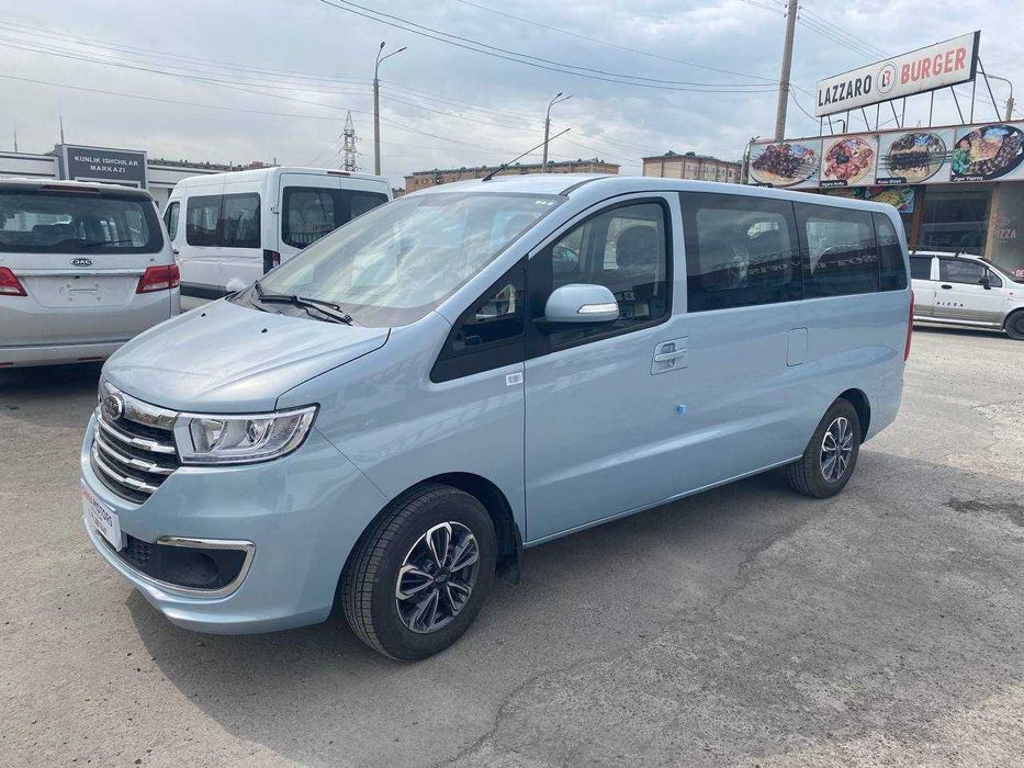 JAC M3 minibus 2026