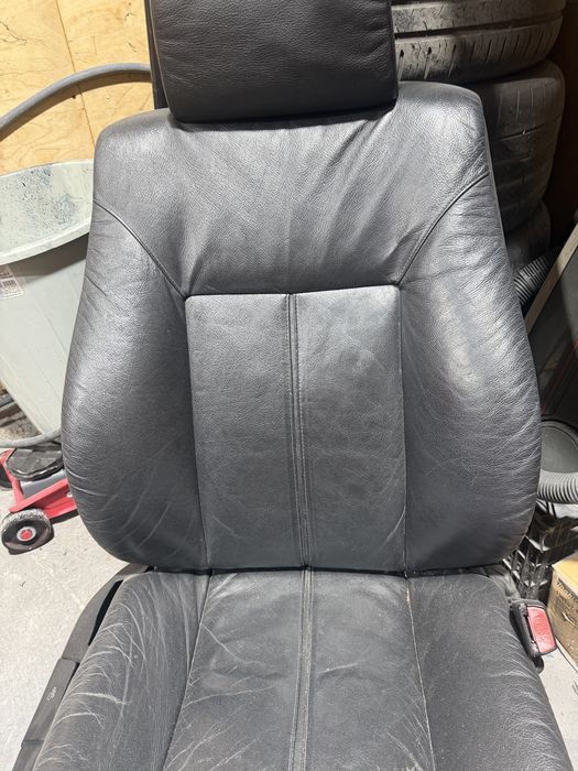 Пасажерска седалка е39