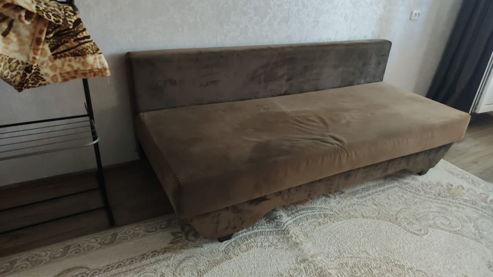 Продам диван в отличном состоянии