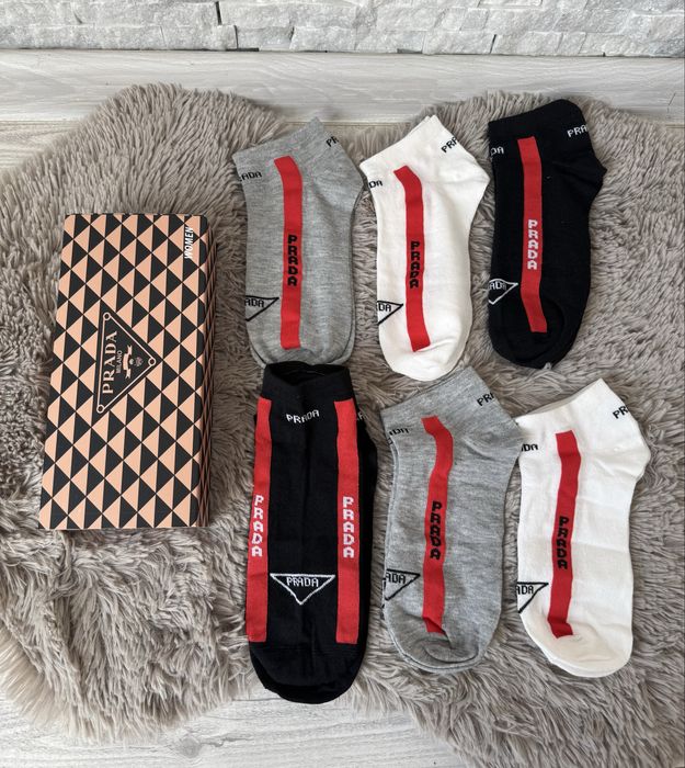 Ароматизирани къси чарапи в кутия.