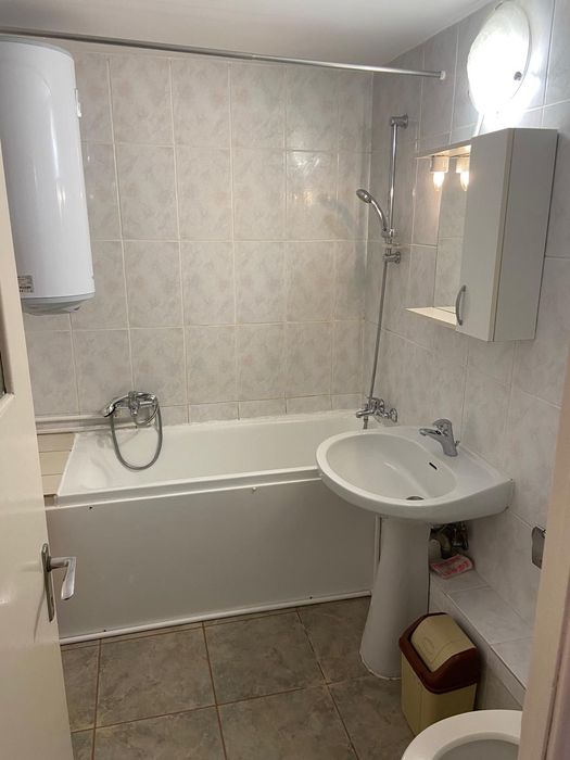 PROPRIETAR, închiriez 2 camere Aviației, etaj 3/4, 56 mp, Crystal Palace