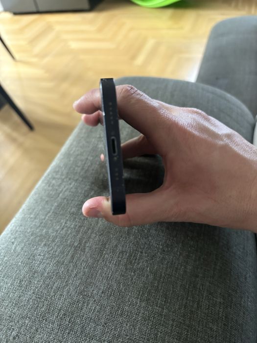 Iphone 12 64Gb черен