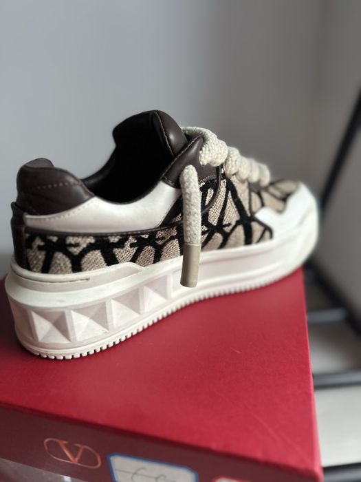 Valentino garavani обувки