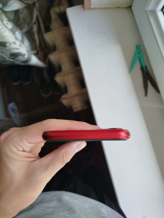 Iphone 11  faqat obmenga