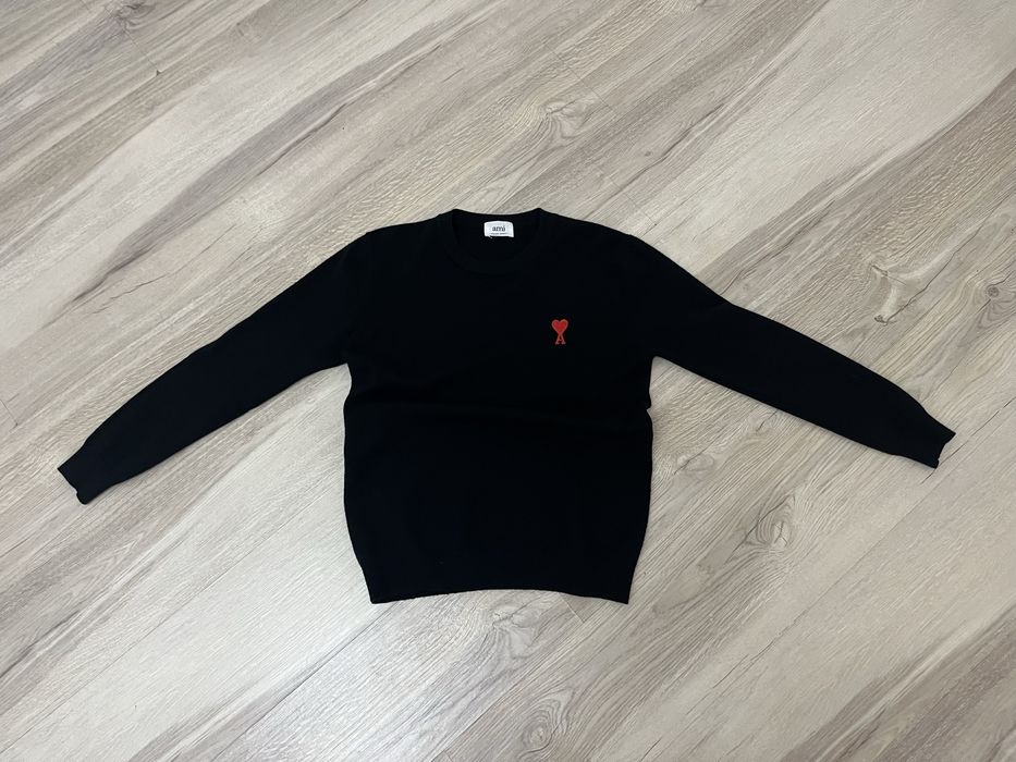 Продаю все эти вещи