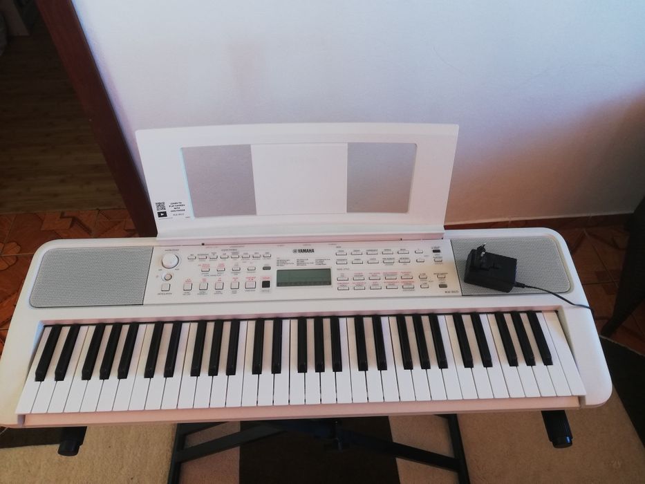 Vand orga Yamaha EZ-310
