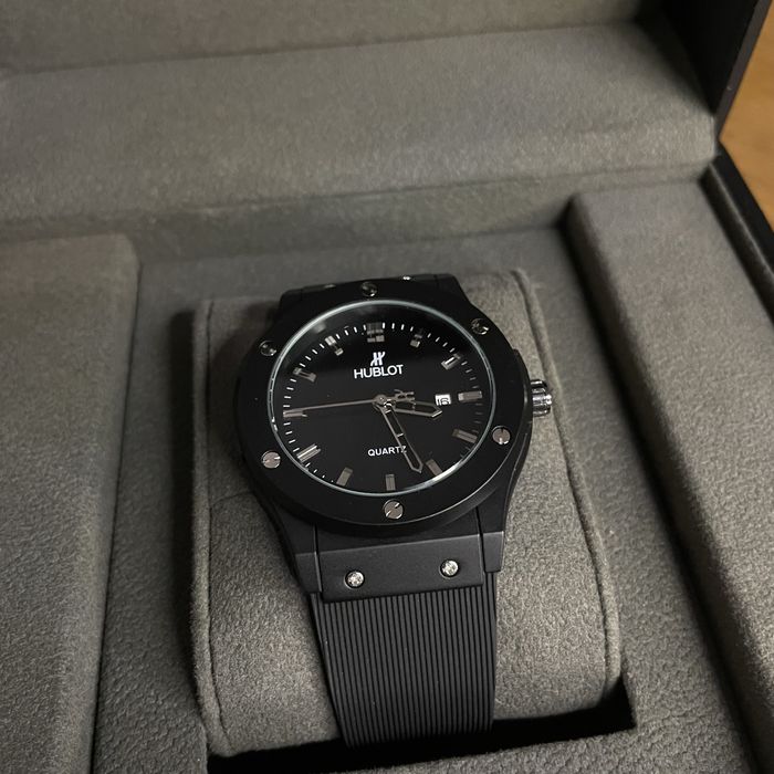 Мужские наручные часы hublat