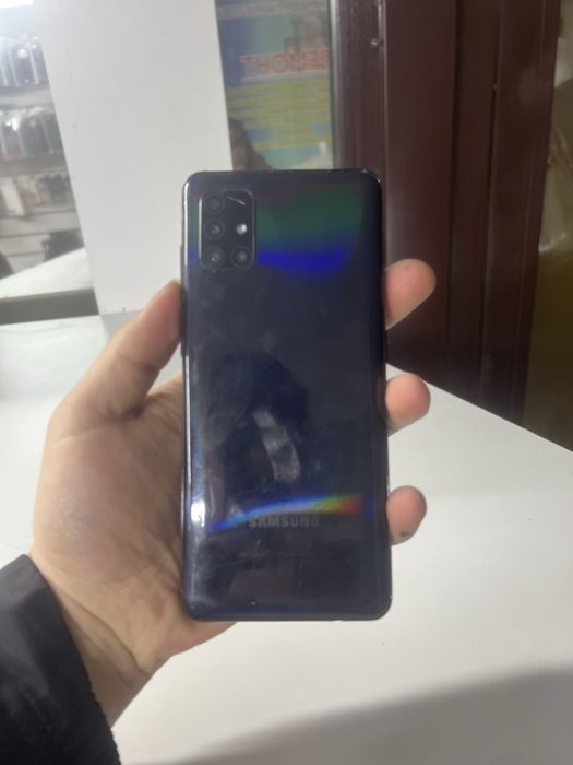 Продается телефоны 15000