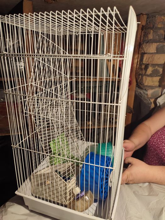 Продам клетки для птиц.