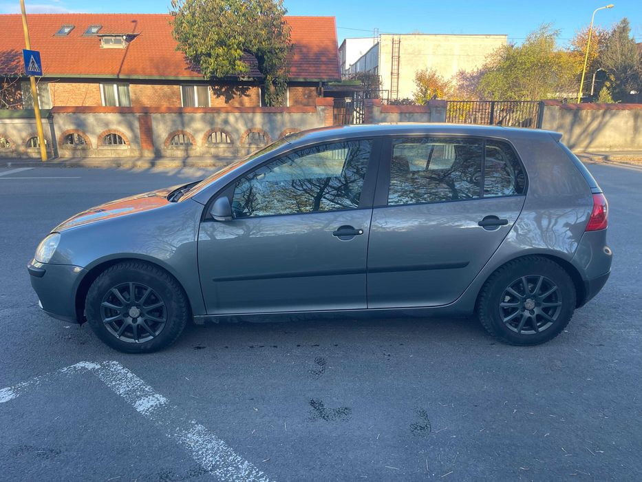 Glof 5  (1.9 DIESEL)