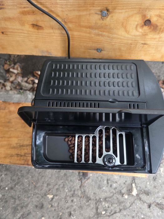 Aparat de cafea Dellonghi Magnifica