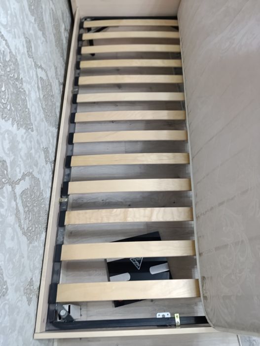 Продаётся кровать