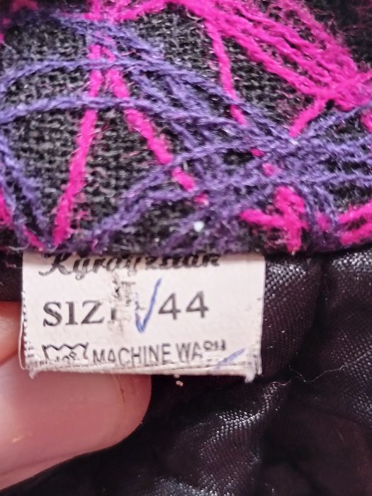 Продам пальто 44размер.