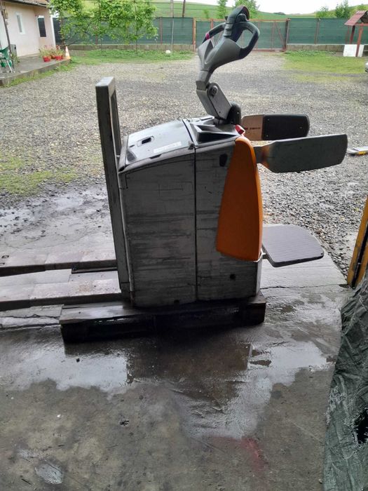 Transpalet Electric Still