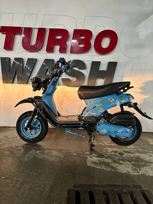 Срочно  продаю скутр sports skutet 150