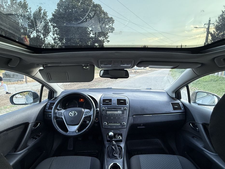 Toyota Avensis 2.0 D-4D 126 cp euro 5