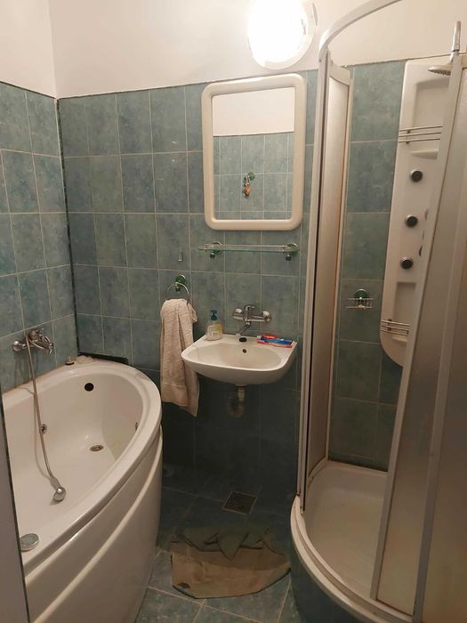 De închiriat - Apartament spațios cu 3 camere, 100 mp, parter, str. Nicolae Iorga