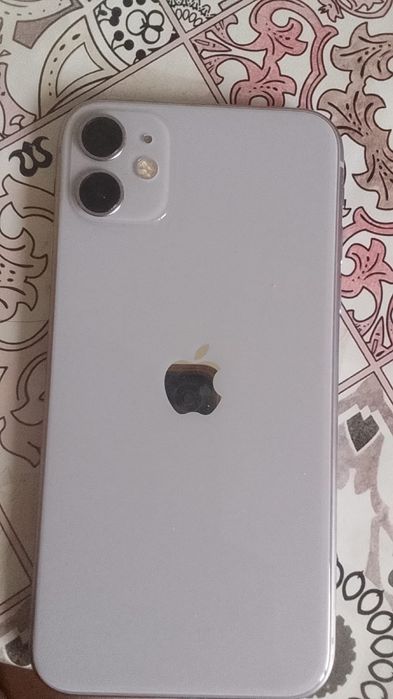 Iphone 11 продам