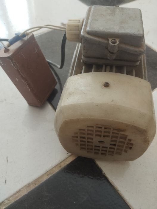 Электродвигатель АИР80