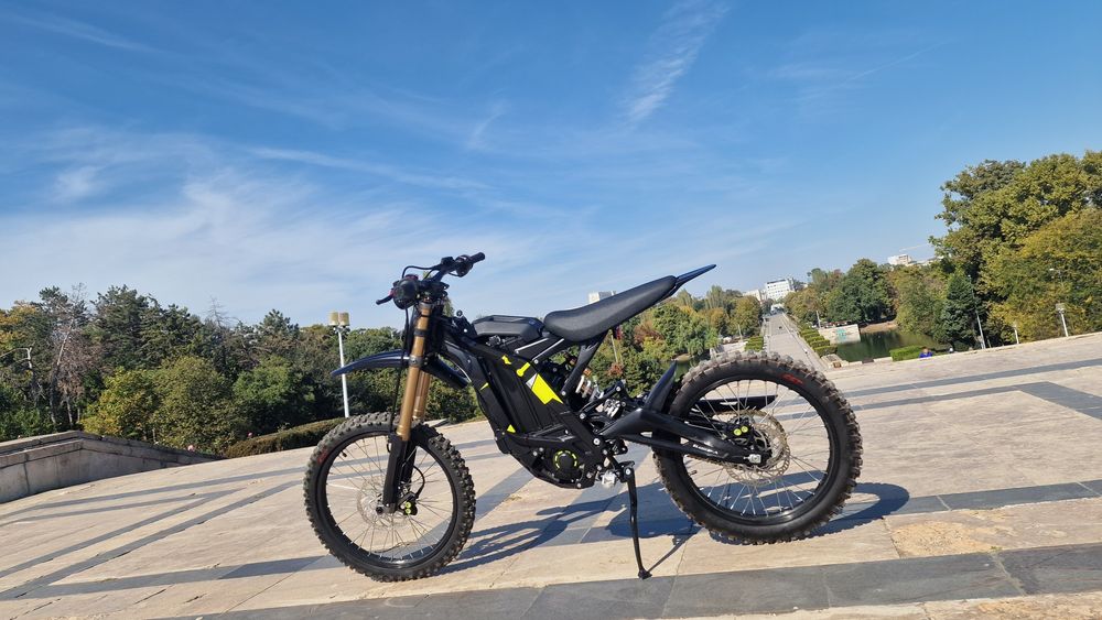 Surron Lightbee X 2025 - 300km aproape nou