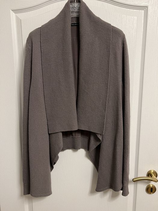 НАМАЛЕНА! Прекрасна жилетка Marc O’Polo в сиво