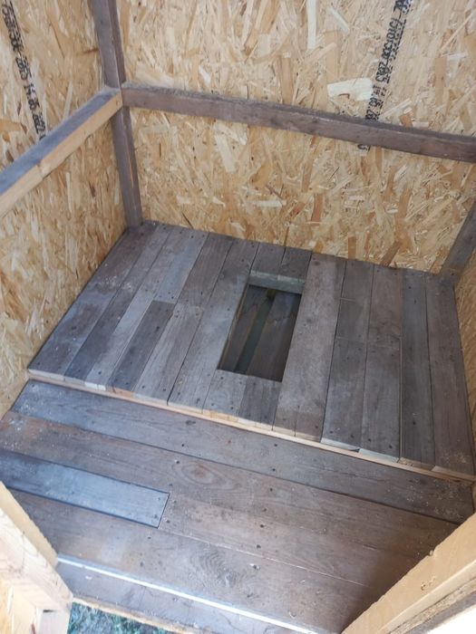 Продам туалет новый.